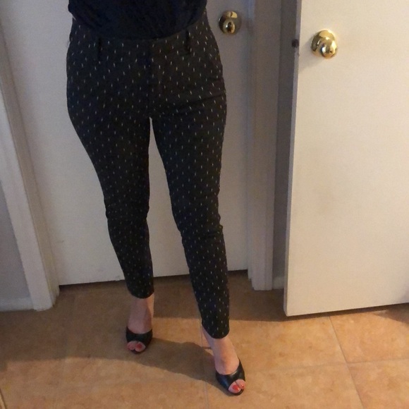 Ann Taylor Loft - Picture 8 of 9